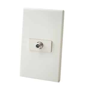 ofrecen una conexión coaxial segura y con un diseño elegante que se integra a la perfección en cualquier ambiente. Ideales para instalaciones de televisión por cable, satelital o terrestre.